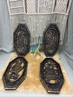Vintage MCM 1968 Syroco Coat of Arms Spanish Medieval Wall Art - Set of Four